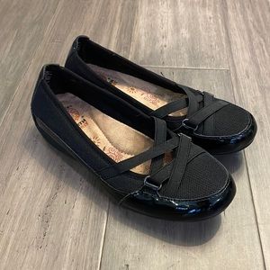 Earth Spirit Peni gelron flats